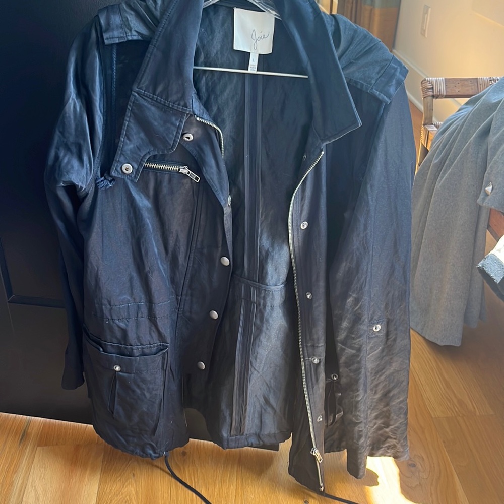 Hooded jacket